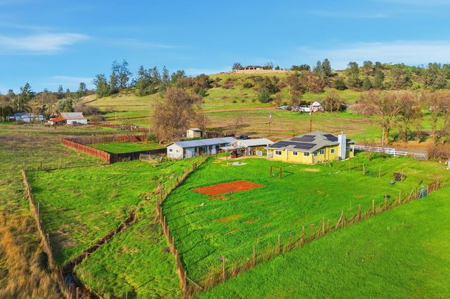 7580 Latrobe Rd, Shingle Springs, CA 95682