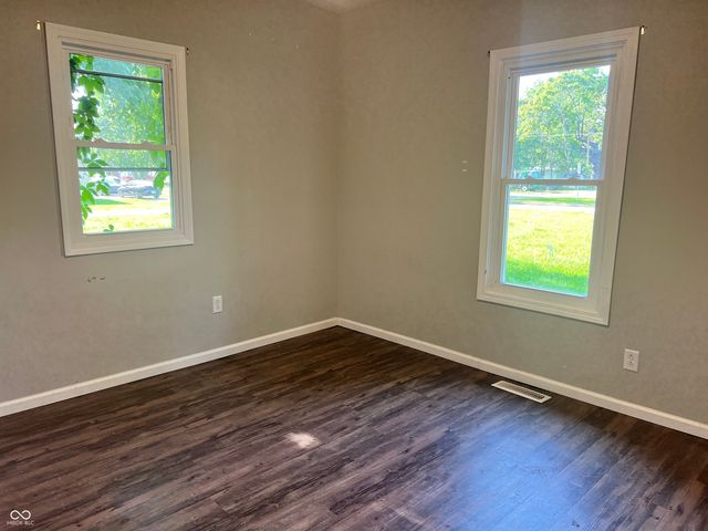 1732 N 25th Street, Terre Haute, IN 47804
