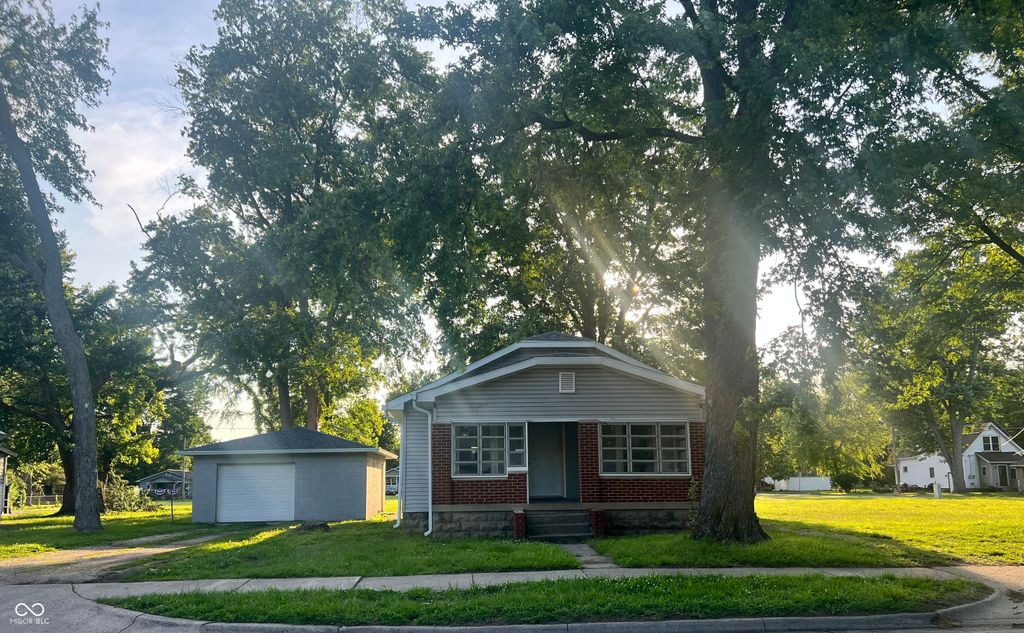 1732 N 25th Street, Terre Haute, IN 47804