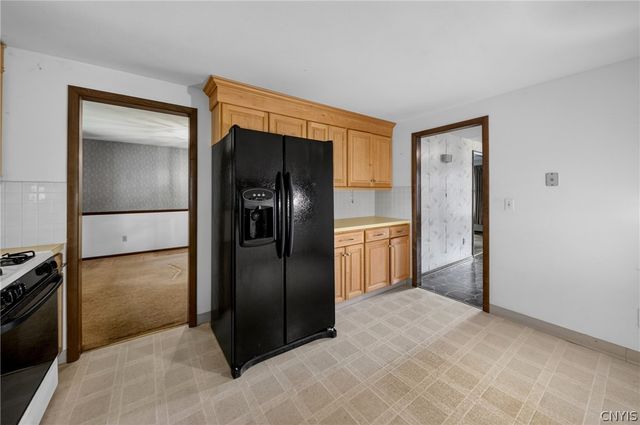 3929 Derby Dr, Onondaga, NY 13215