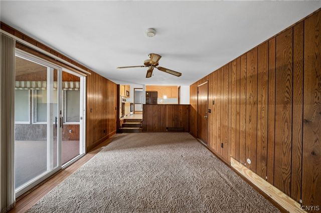 3929 Derby Dr, Onondaga, NY 13215