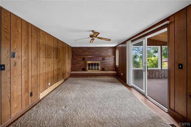 3929 Derby Dr, Onondaga, NY 13215