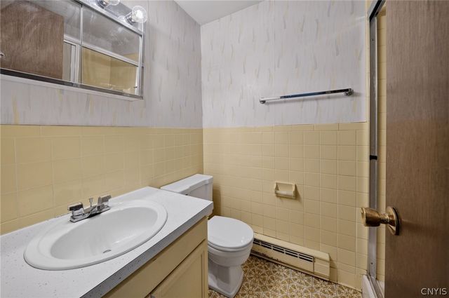 3929 Derby Dr, Onondaga, NY 13215