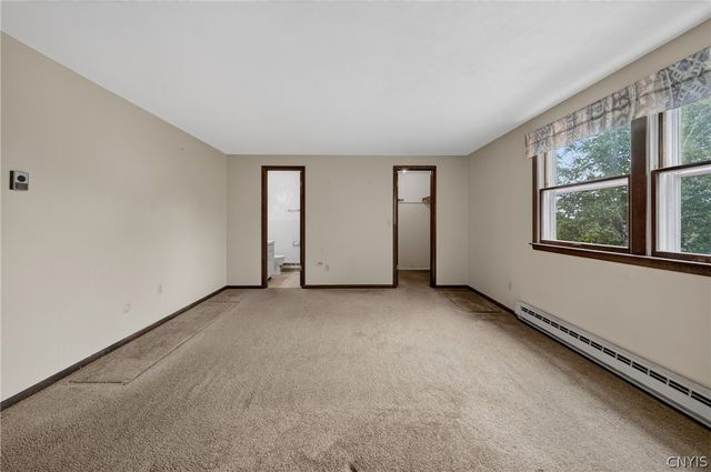 3929 Derby Dr, Onondaga, NY 13215