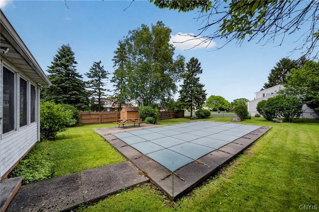 3929 Derby Dr, Onondaga, NY 13215