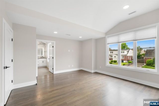 139 Philip, Elmwood Park, NJ 07407