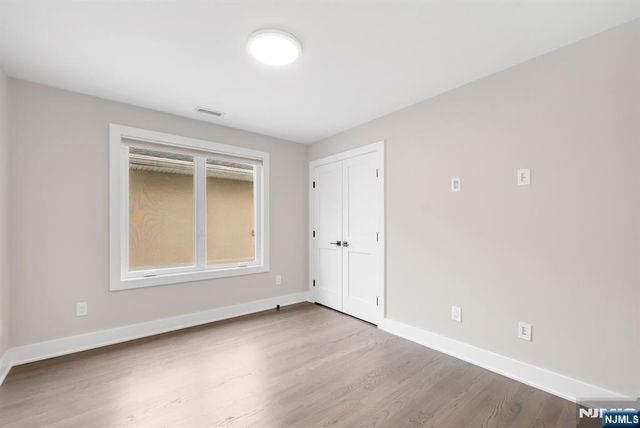 139 Philip, Elmwood Park, NJ 07407