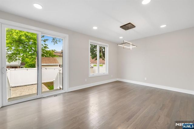 139 Philip, Elmwood Park, NJ 07407