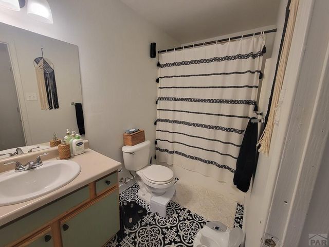 2916 Winnipeg St, Pueblo, CO 81004