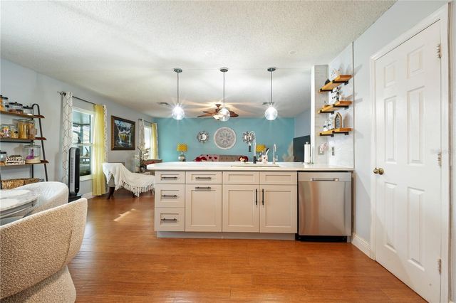 709 CLIFTON HILLS STREET, Orlando, FL 32828