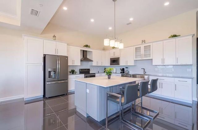 4731 CLOCK TOWER DRIVE 401, Kissimmee, FL 34746