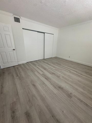 2008 N Jackson Street B4, Hollywood, FL 33020