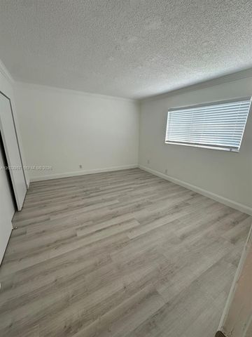 2008 N Jackson Street B4, Hollywood, FL 33020