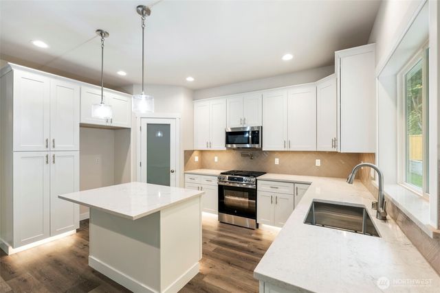 6827 Kyodi Court SE, Tumwater, WA 98501