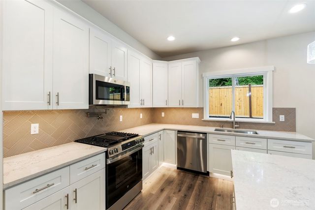 6827 Kyodi Court SE, Tumwater, WA 98501