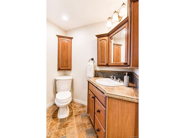 145 Dudley St, Lakewood, CO 80226