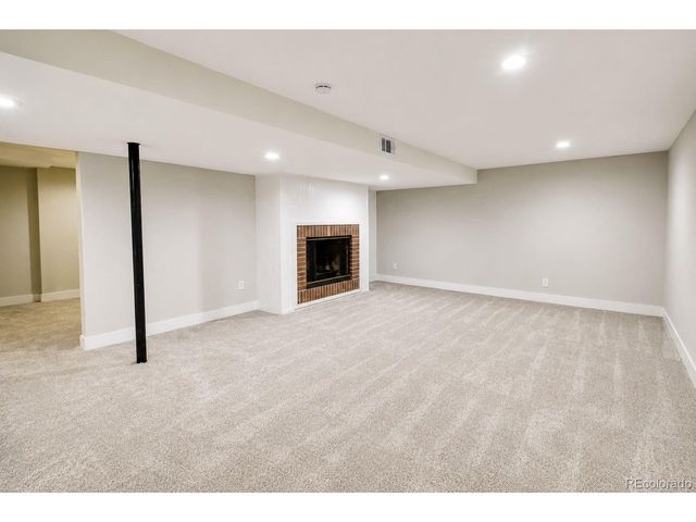 145 Dudley St, Lakewood, CO 80226