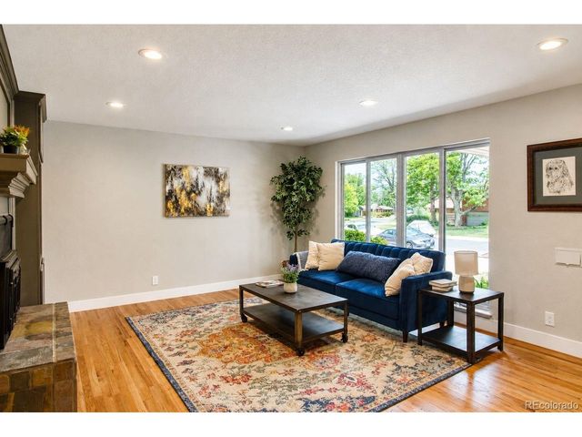 145 Dudley St, Lakewood, CO 80226