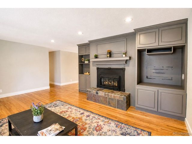 145 Dudley St, Lakewood, CO 80226