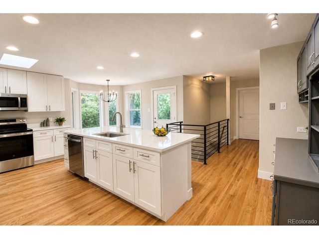 145 Dudley St, Lakewood, CO 80226