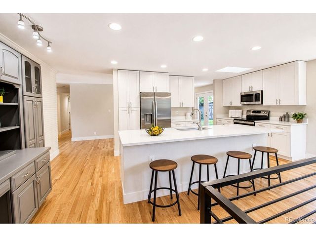 145 Dudley St, Lakewood, CO 80226