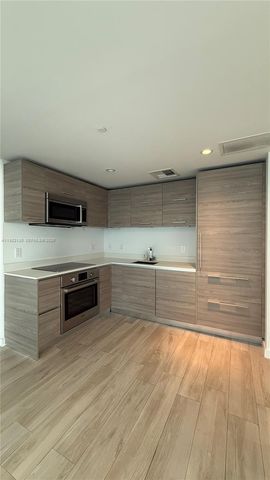 1300 S Miami Ave 4107, Miami, FL 33130