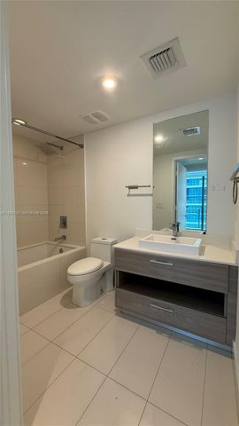 1300 S Miami Ave 4107, Miami, FL 33130