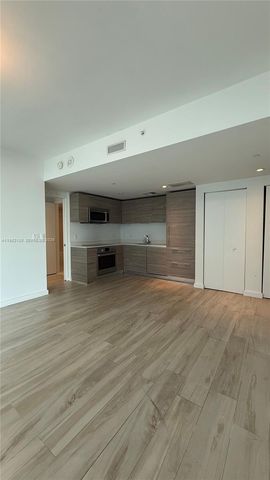 1300 S Miami Ave 4107, Miami, FL 33130