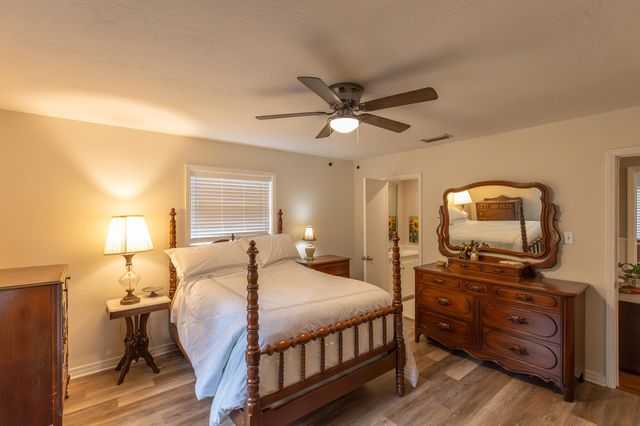 812 Velma St., Hattiesburg, MS 39402