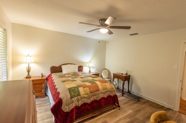 812 Velma St., Hattiesburg, MS 39402