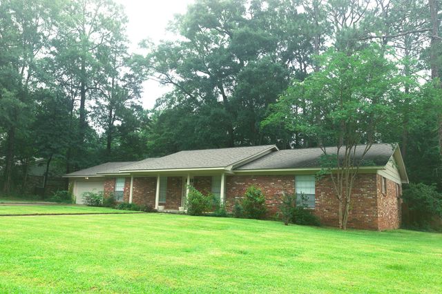 812 Velma St., Hattiesburg, MS 39402