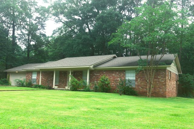 812 Velma St., Hattiesburg, MS 39402