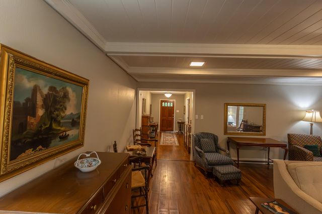 812 Velma St., Hattiesburg, MS 39402