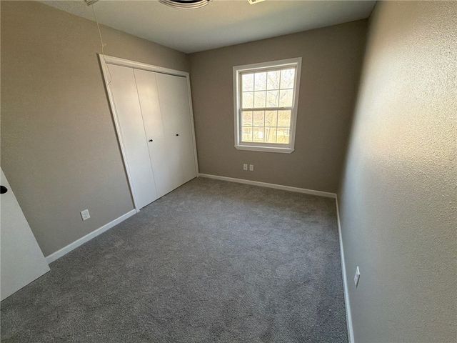 27 Worcester, Bella Vista, AR 72714