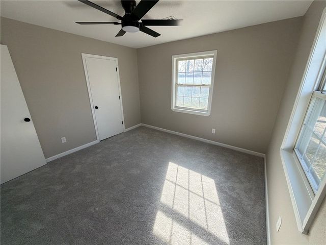 27 Worcester, Bella Vista, AR 72714