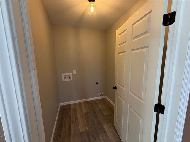 27 Worcester, Bella Vista, AR 72714