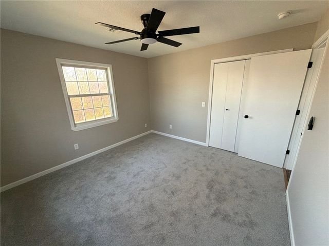 27 Worcester, Bella Vista, AR 72714