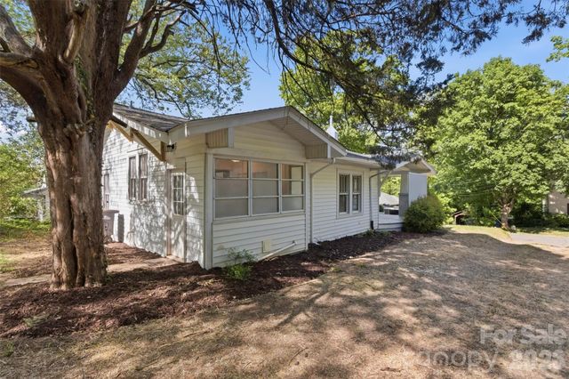 116 S Patterson Street 8, Statesville, NC 28677