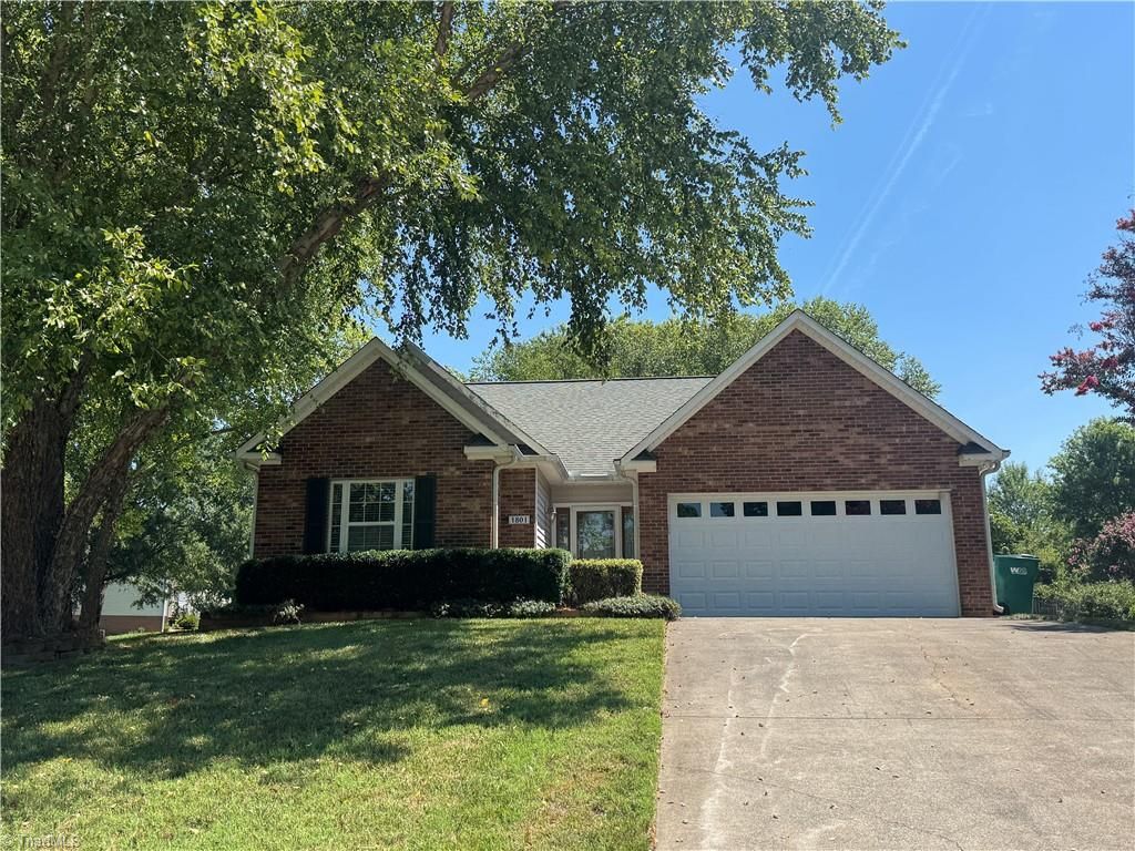 1801 Harper Spring Drive, Clemmons, NC 27012