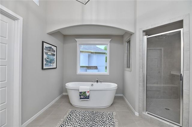 6100 Barth Road, Shawnee, KS 66226