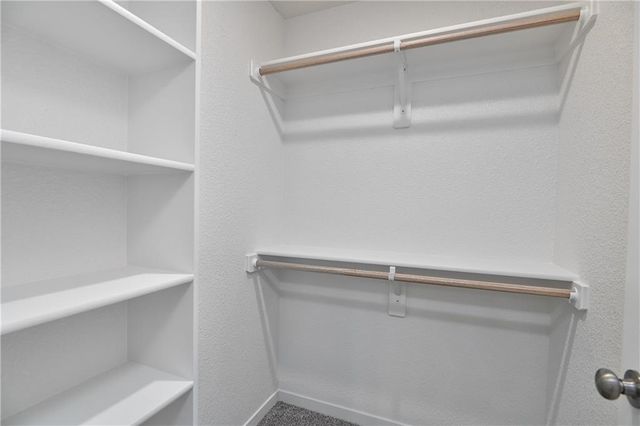 6100 Barth Road, Shawnee, KS 66226