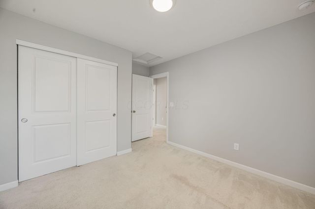 426 Oakland Hills Loop, Commercial Point, OH 43116
