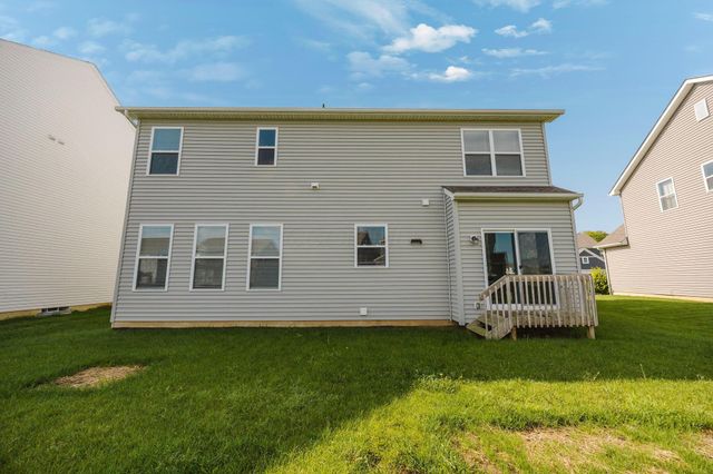 426 Oakland Hills Loop, Commercial Point, OH 43116