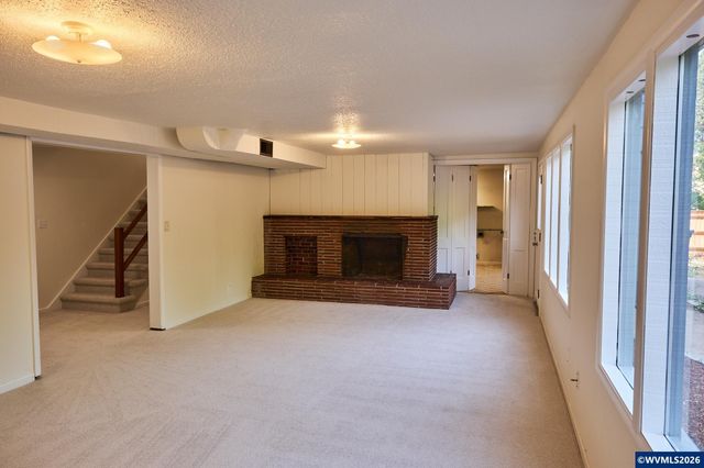 2640 High St SE, Salem, OR 97302