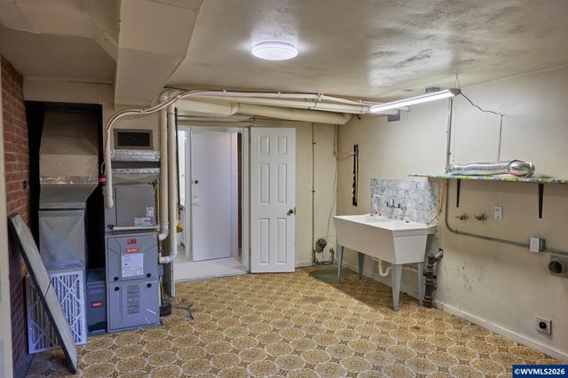 2640 High St SE, Salem, OR 97302