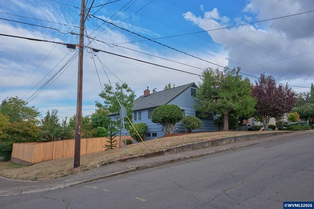 2640 High St SE, Salem, OR 97302