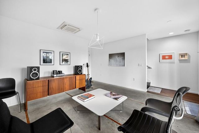 979 Eames Walk, West Sacramento, CA 95691