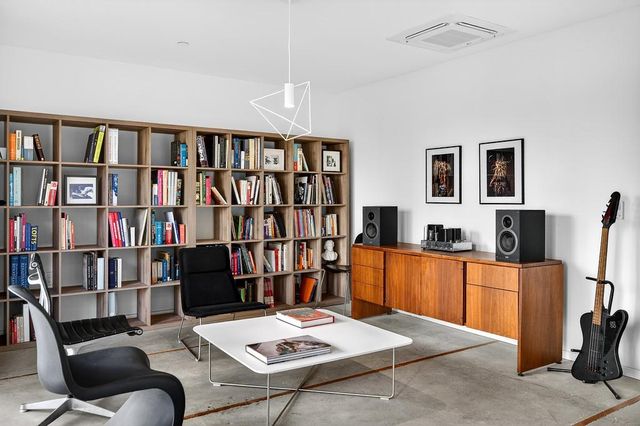 979 Eames Walk, West Sacramento, CA 95691