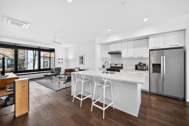 979 Eames Walk, West Sacramento, CA 95691