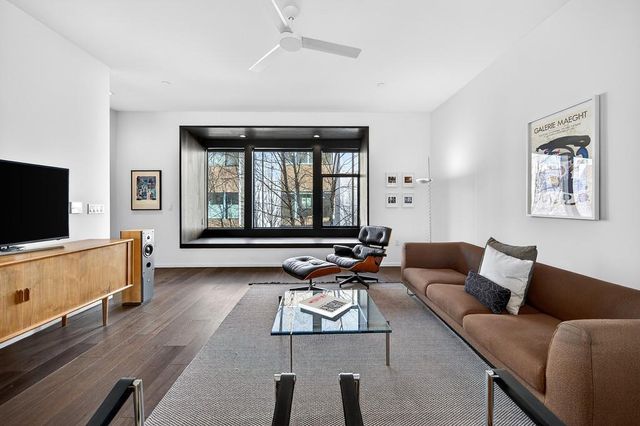 979 Eames Walk, West Sacramento, CA 95691